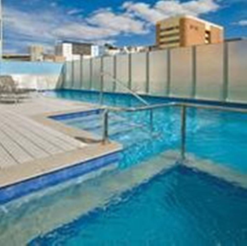 Adina Apartment Hotel Perth Barrack Plaza Exterior foto