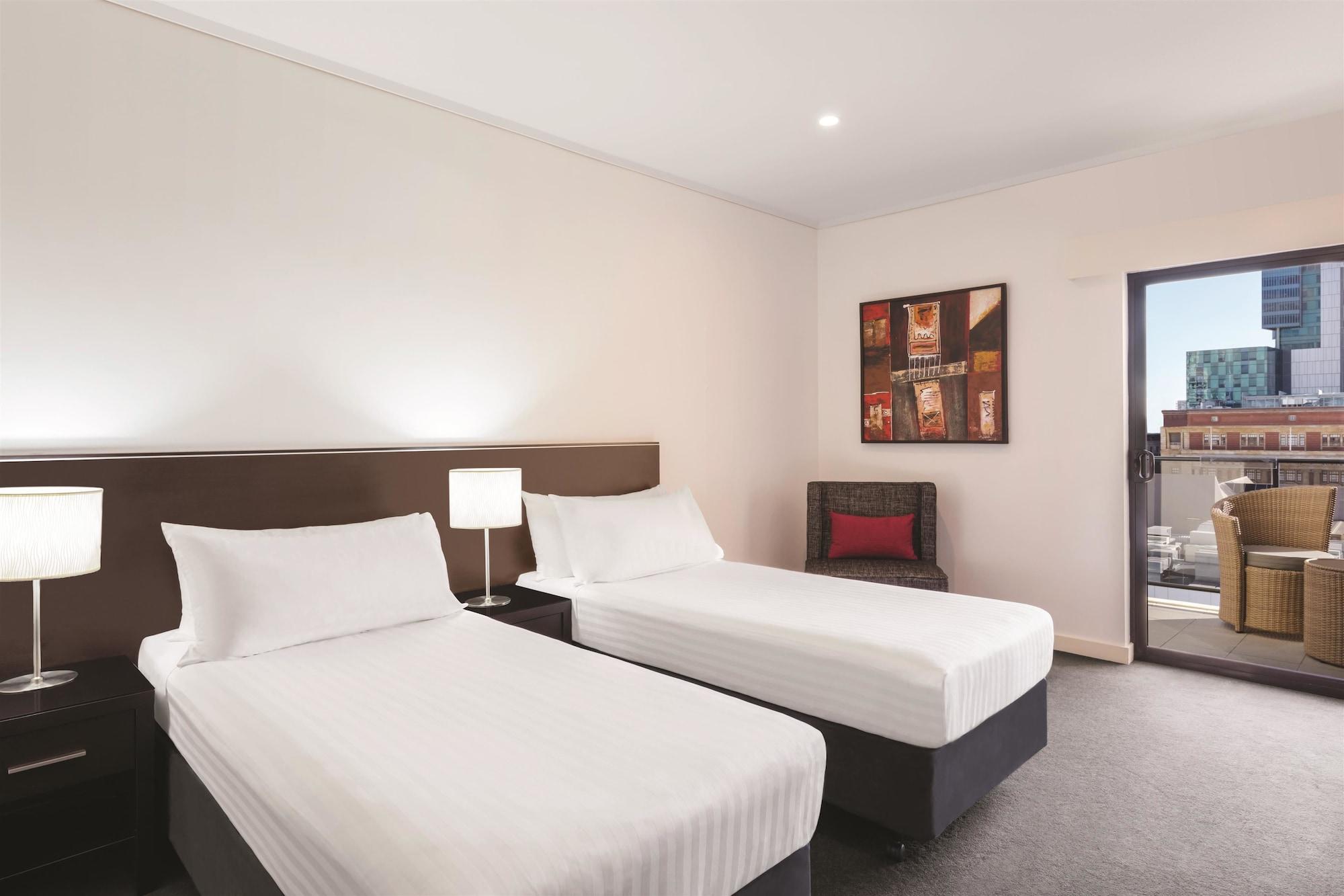 Adina Apartment Hotel Perth Barrack Plaza Exterior foto