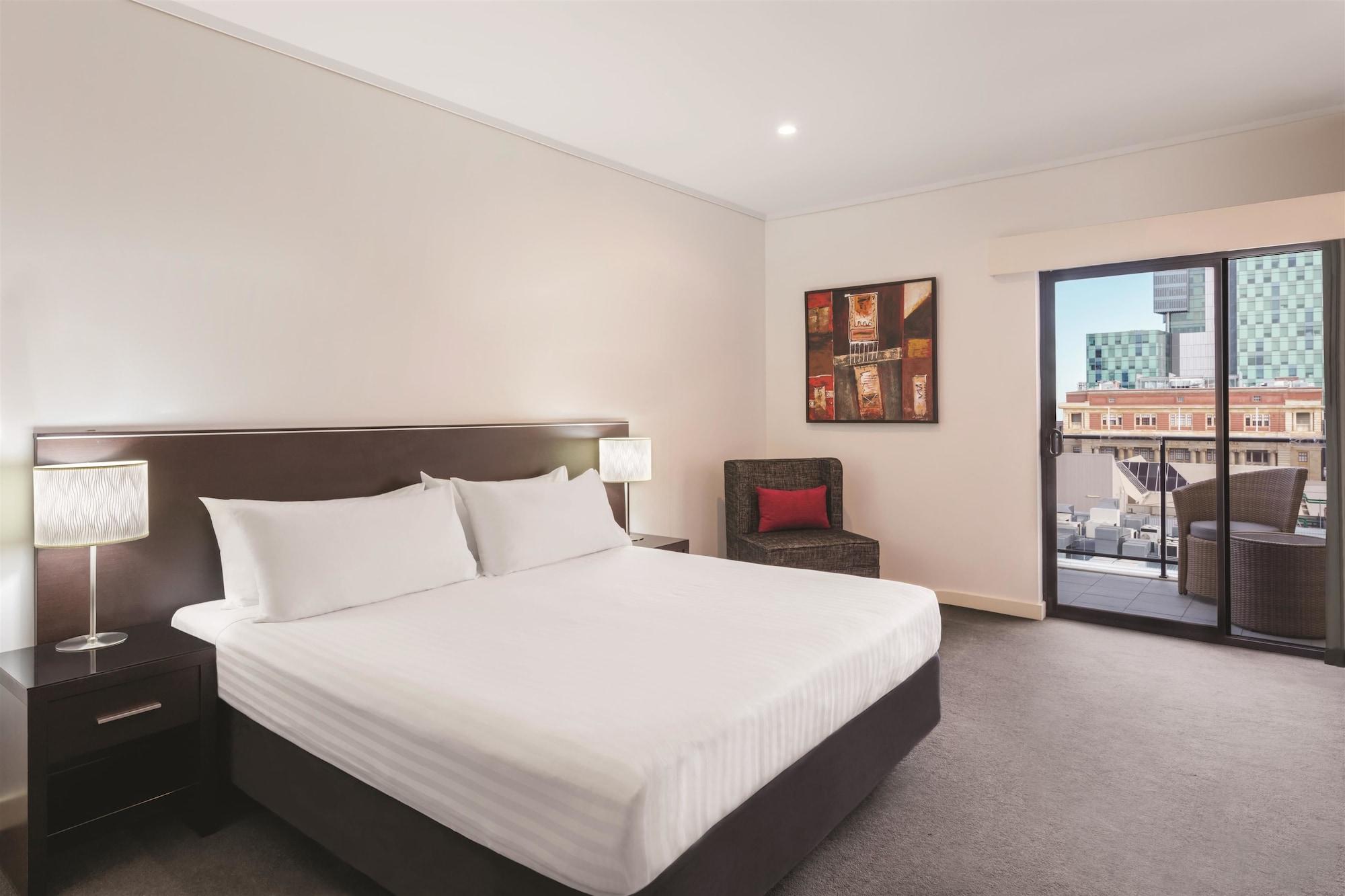Adina Apartment Hotel Perth Barrack Plaza Exterior foto