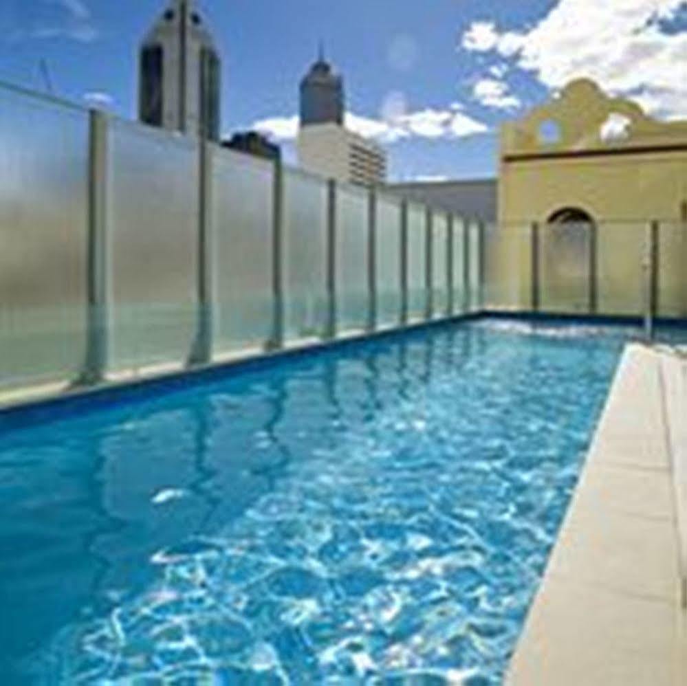 Adina Apartment Hotel Perth Barrack Plaza Exterior foto
