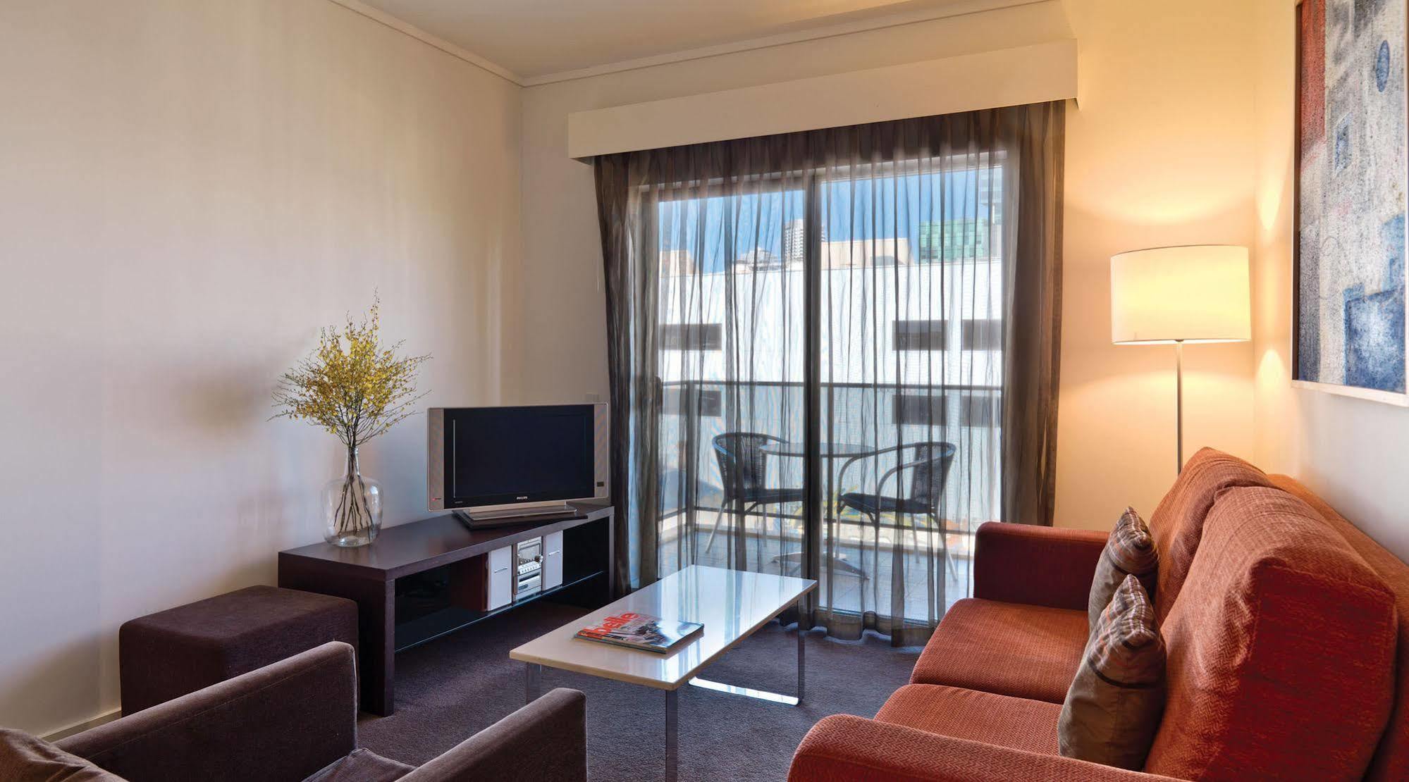 Adina Apartment Hotel Perth Barrack Plaza Exterior foto