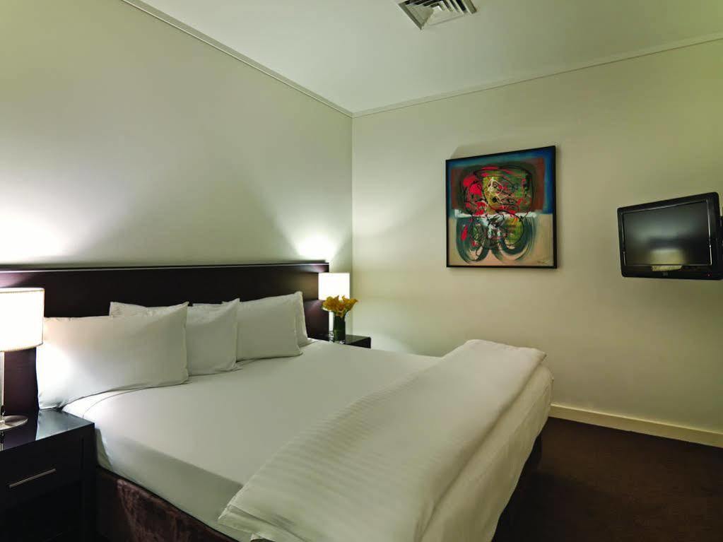 Adina Apartment Hotel Perth Barrack Plaza Exterior foto